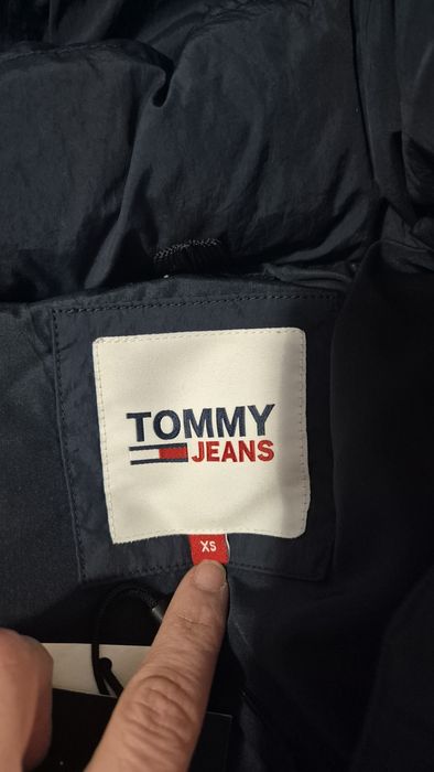 Ново яке Tommy jeans