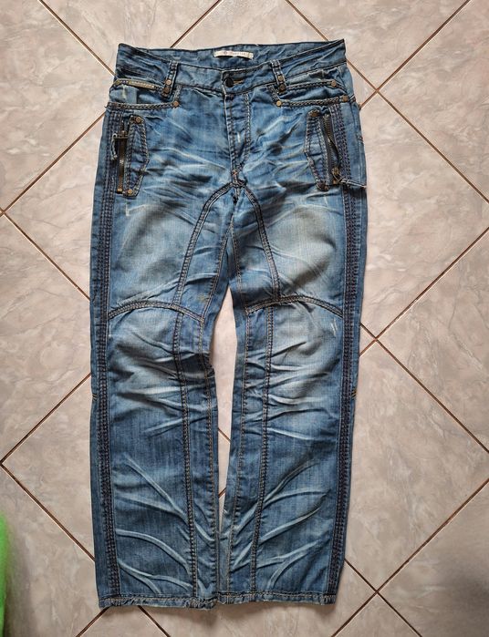 Blugi stil affliction