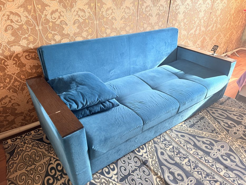 Продам раскладной диван