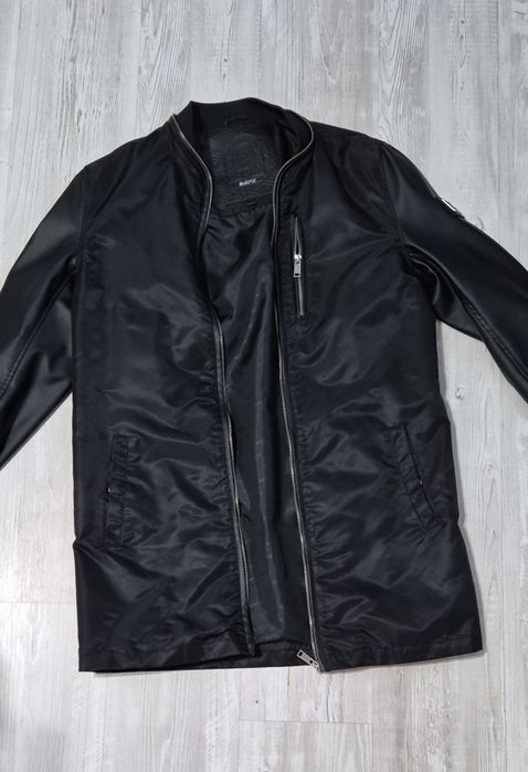 Златно кожено яке