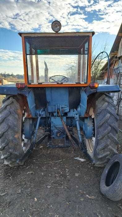 Tractor Fiat 615