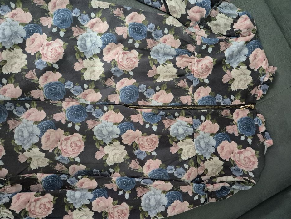 Нова рокля 164см