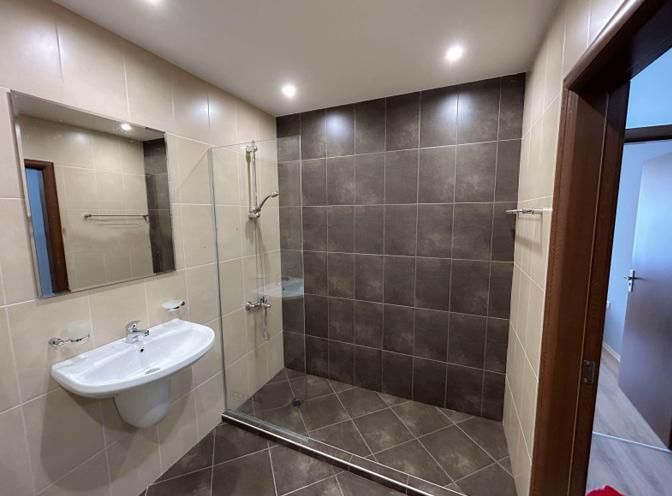 Дава се под наем Тристаен апартамент в София, Белите брези - 86 кв.м за 750 € - Снимка #6