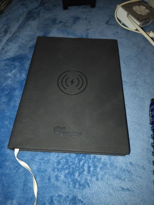 Agenda cu incarcare wireles