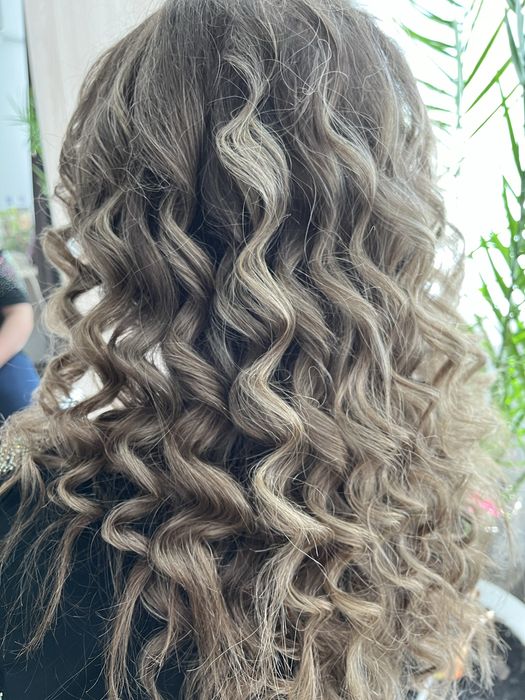 Макияж 4500 тг