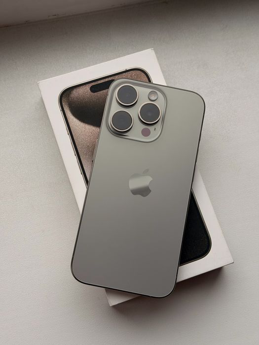 Продам Iphone 15 Pro