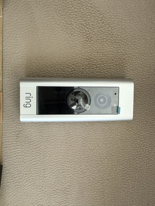 Звънец ring doorbell plus.