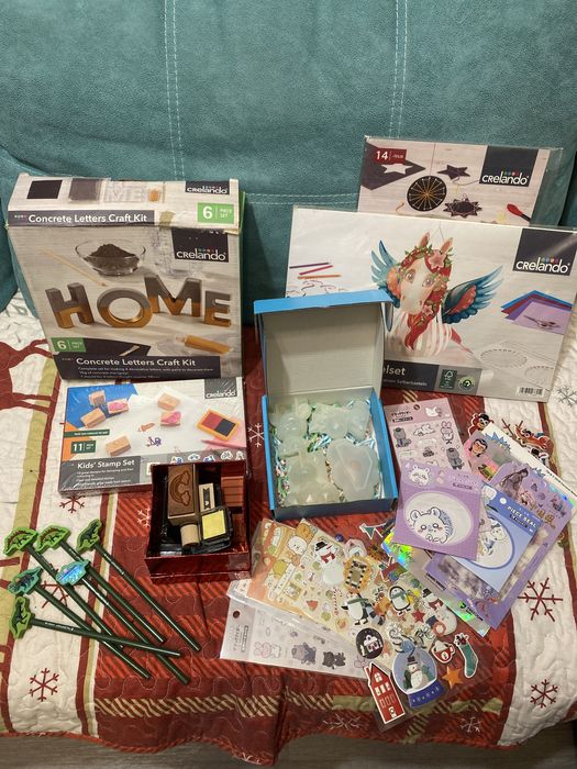 Набор для творчества наклейки карандаши новый год штампы молды