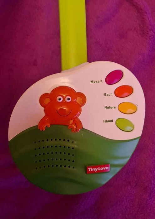 Carusel Muzical Insula Viselor Linistite,Tiny Love