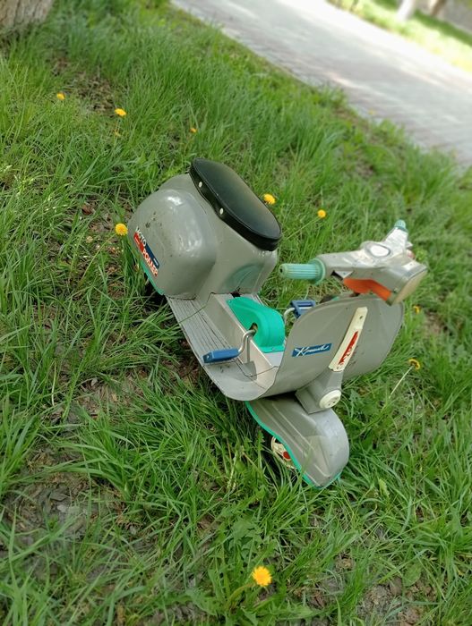 Продам детский мини мотороллер