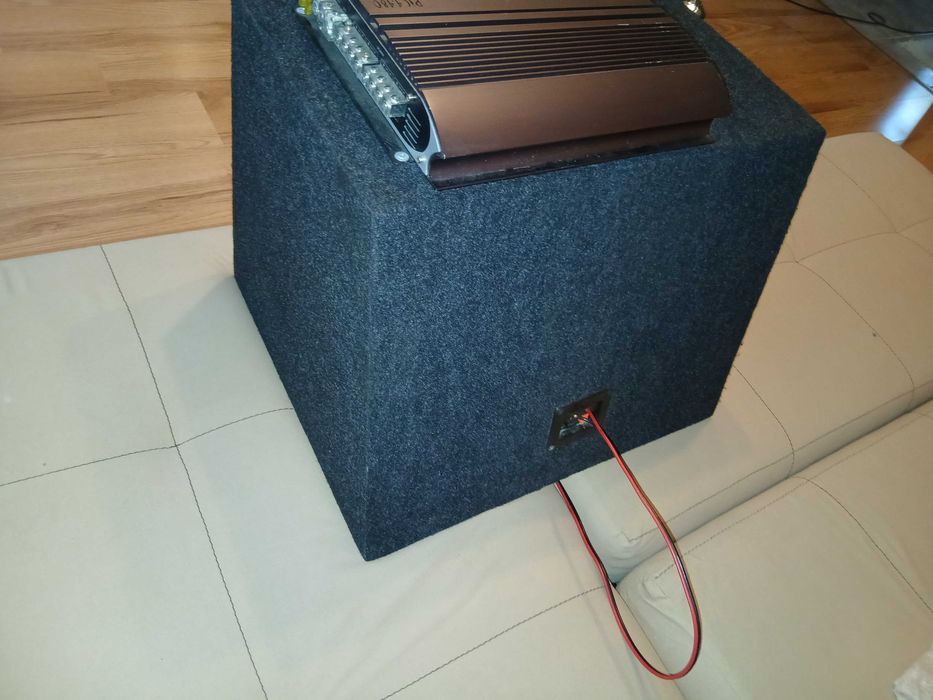 СПЕШНО! Pioneer бас каса + Soundstream Picasso усилвател – мощен бас