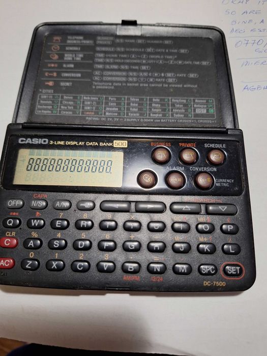 Organizator CASIO 3 line display data bank-500,functional.