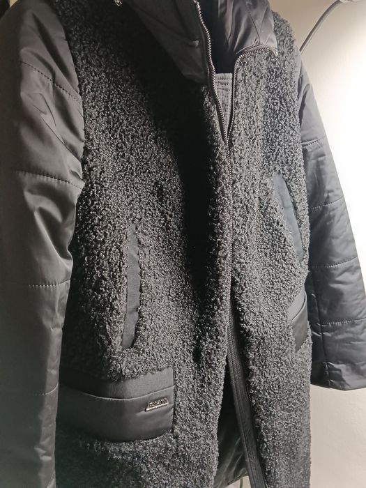 Продам зимнюю куртку