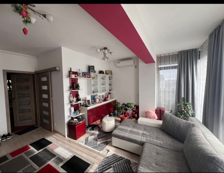 Vand apartament 2 camere,parcare, boxa , etaj 4(6) bloc nou, 72m2Tudor