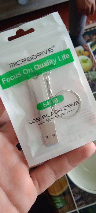 USB Fleshka 64 gb