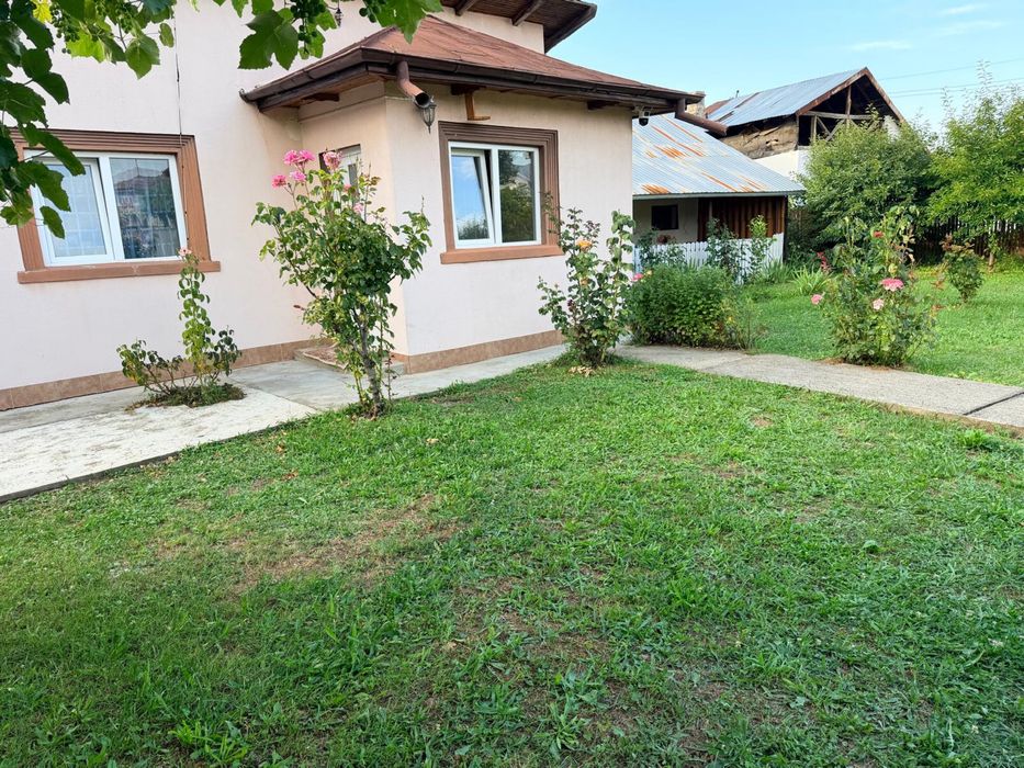 Vând Casă Babana teren 2450mp