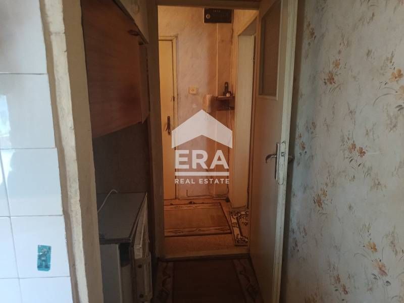 Продава се Двустаен апартамент в Варна, Владислав Варненчик - 45 кв.м за 1500 €/кв.м - Снимка #2