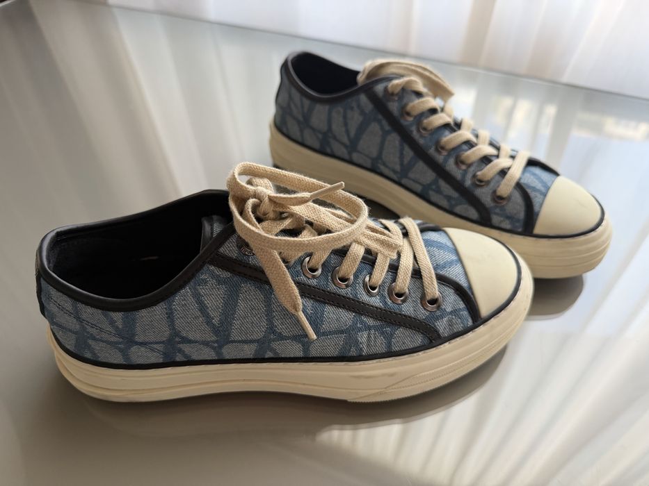 Кецове Valentino