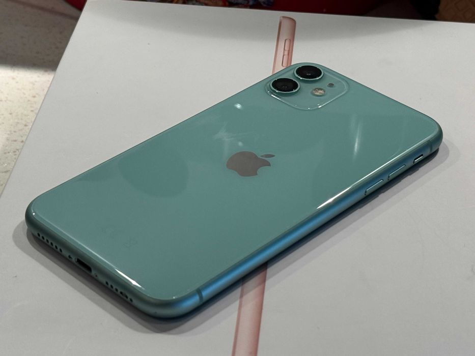 iPhone 11 64GB Green - Отличен, Нова Батерия 100% Капацитет.