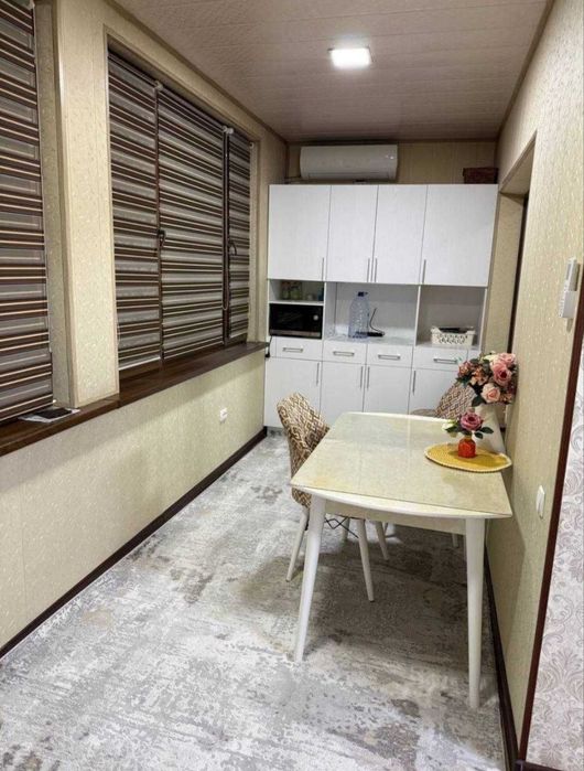 • Сергели-8а 4/3/9 Разделка 100м² Продаётся квартира