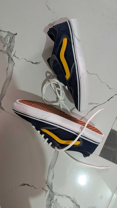 Продаю Кеды Vans