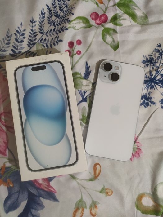 Продам айфон 15.