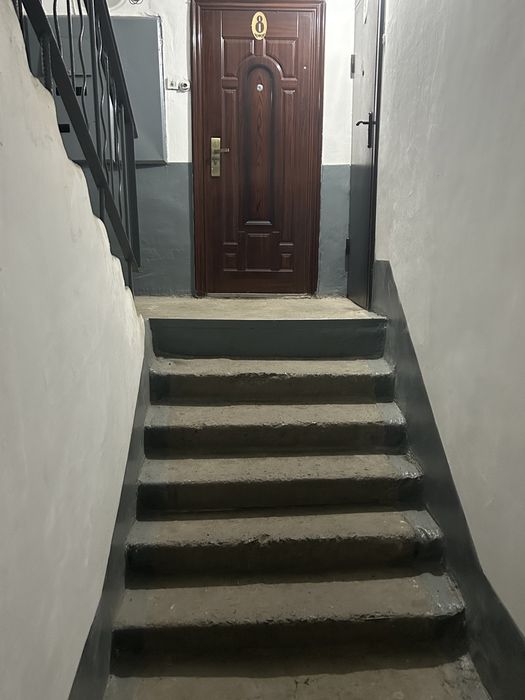 Продам теплую, светлую квартиру