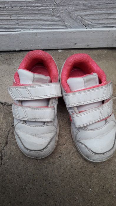 Обувки сандалки  24 и 22 номер за момиче