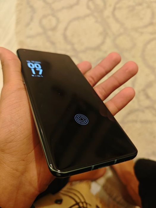OnePlus 10 pro //