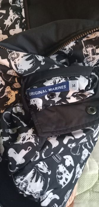 Vând geacă cu 2 fețe băieți