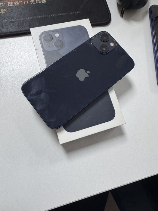 Продается Iphone 13