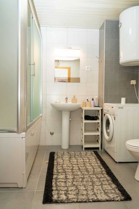 Продава се Тристаен апартамент в София, Център - 95 кв.м за 2632 €/кв.м - Снимка #4