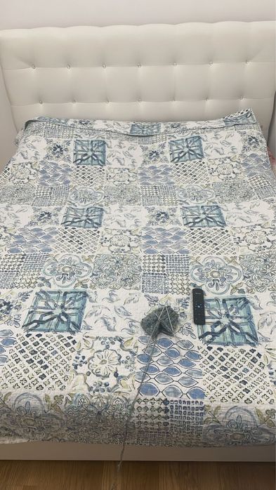 Продам спальный гарнитур