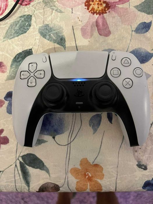 Playstation 5 - PS5 Slim Disk + 2 controllere Jocuri(FC26)+239RON[1TB]