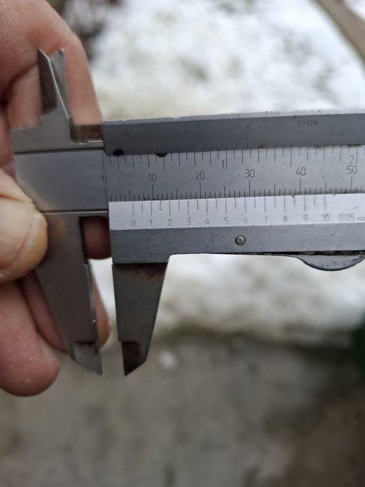 Гума Bridgestone 245 45 19