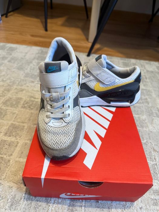 Vand adidasi Nike marimea 34 (21.5cm)