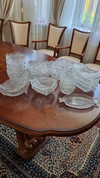 Продам хрустальные вазочки