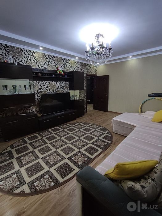 Продаётся 4-комнатная квартира, Яккасарайский район