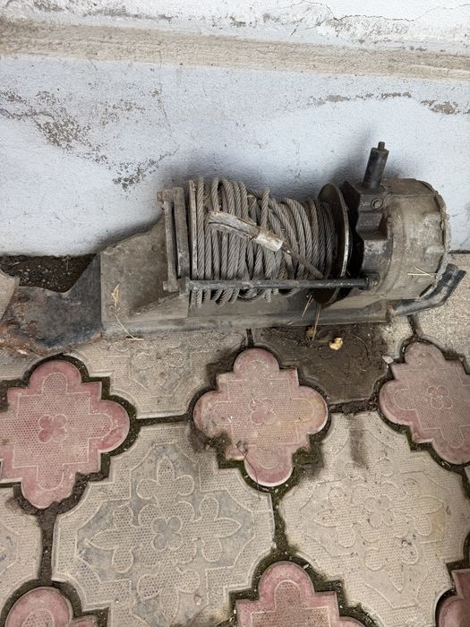 Лебедка от джипа