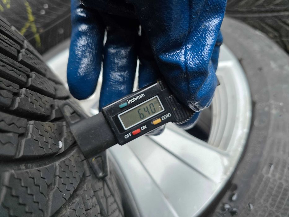 2бр Зимни гуми 205 55 17 - Firestone