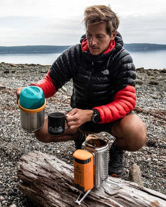 Set Biolite CampStove 2+ cu acumulator 3200mAH , oala KettlePot