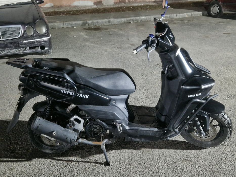 Мопед с Китая 125кубов