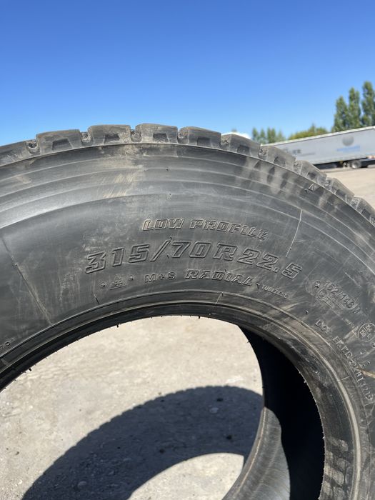 Резина Bridgestone 315/70R22.5