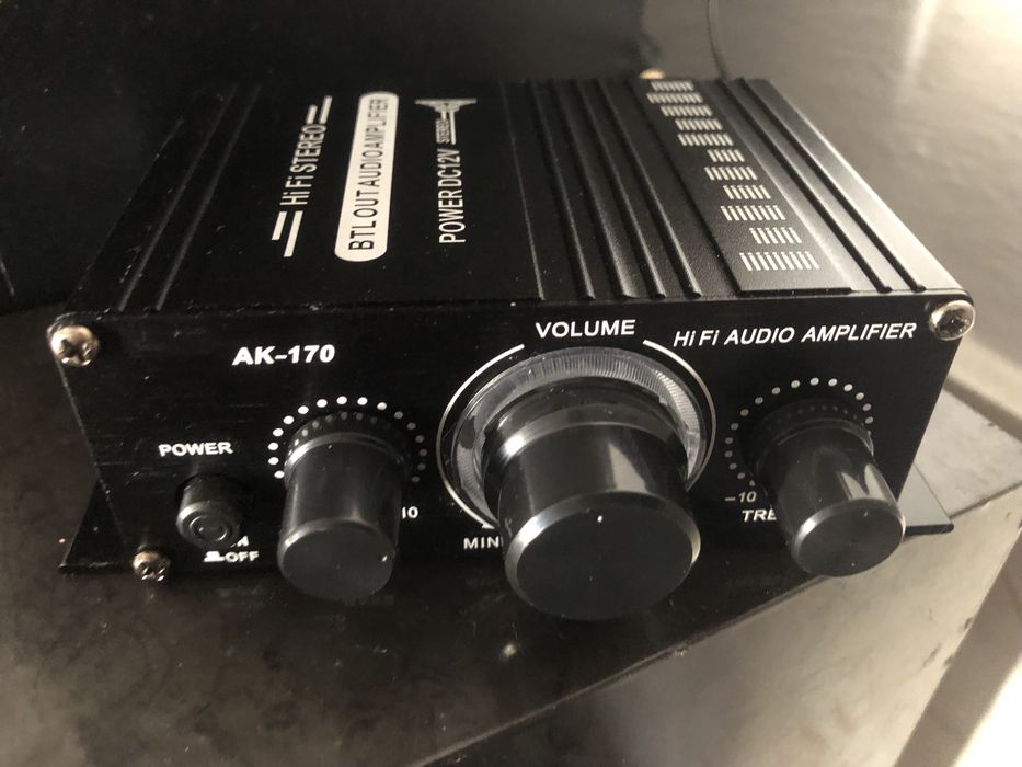 Boxe +mini amplificare cu bluetooth