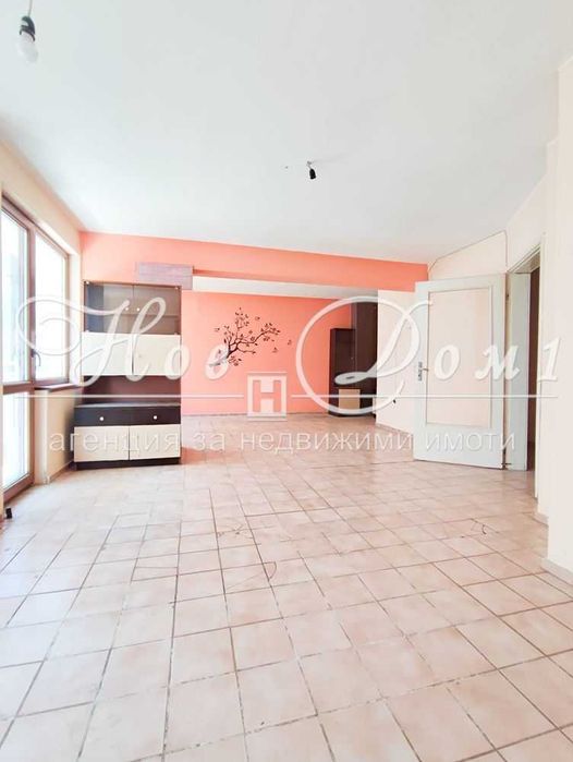 Продава се Тристаен апартамент в Варна, Лятно кино Тракия - 108 кв.м за 827 €/кв.м - Снимка #1