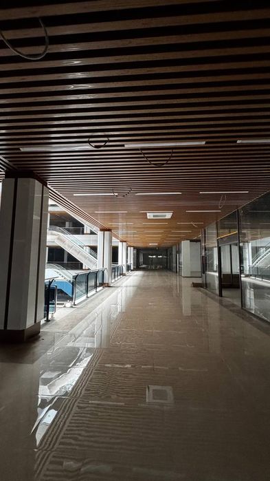 Сдается в Аренду  в Торговом Центре Сити  59м2  1 вый этаж