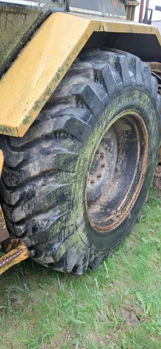 Roti/ cauciucuri 16.9 R28 buldoexcavator CAT