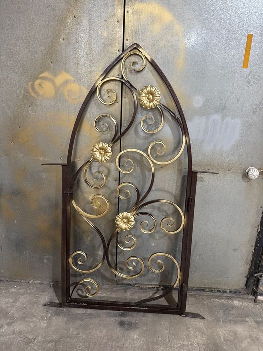 Зирят есиктер сатылады