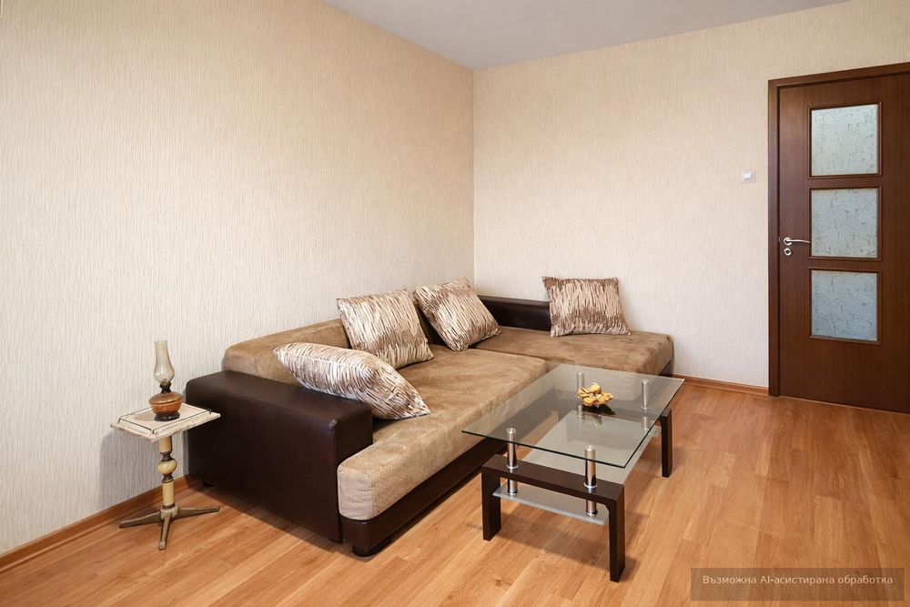 Дава се под наем Тристаен апартамент в Пловдив, Център - 85 кв.м за 570 € - Снимка #1