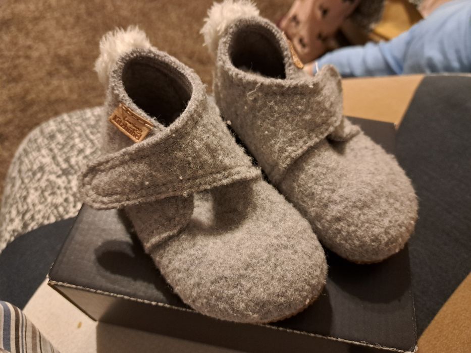 Papuci de lana pentru casa copii Living Kitzbuhel marimea 23